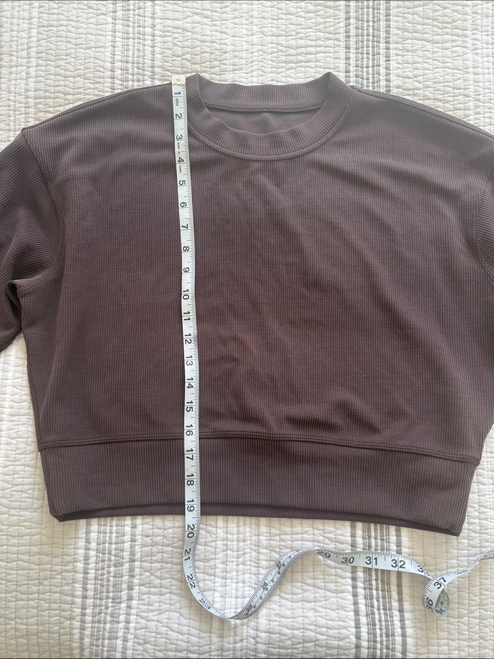 Lululemon Cropped Chocolate Brown Waffle-Knit Sweatshirt 2 - Picture 5 of 6